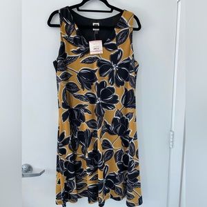 Anne Klein Dress - Size 10 Floral
